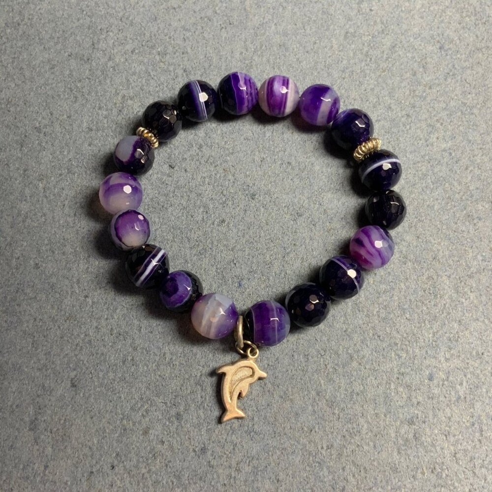 Dolphin Charm Stretch Bracelet 7 In Marbled Purple Black Beads Silver Faceted
